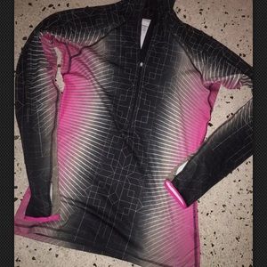 Nike hyperwarm long sleeve top pink black M drifit